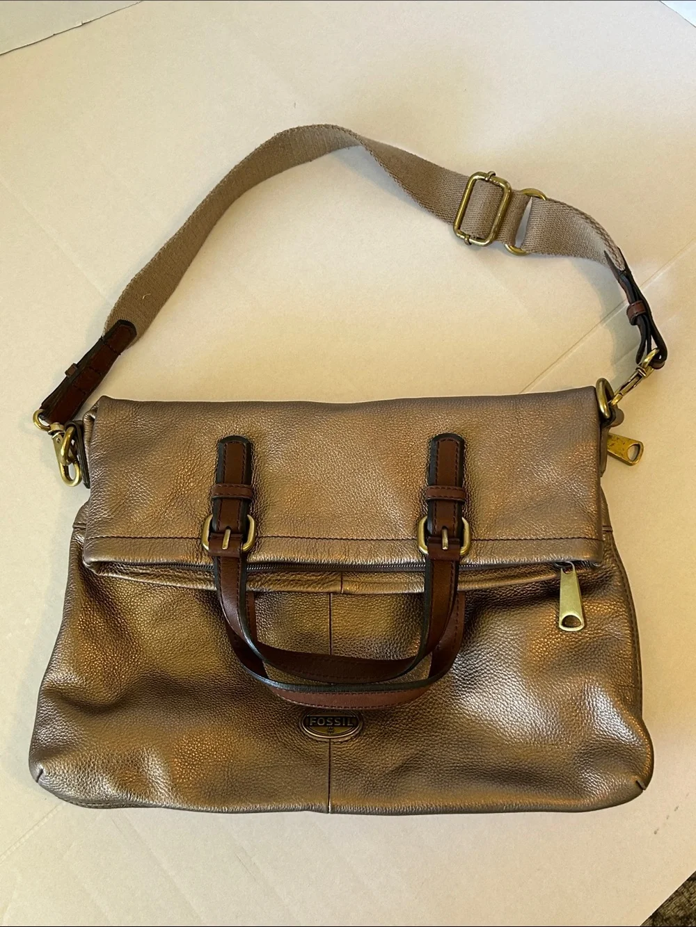FOSSIL  LARGE  LEATHER BRONZE FOLDOVER TOTE CROSSBODY HOBO BAG